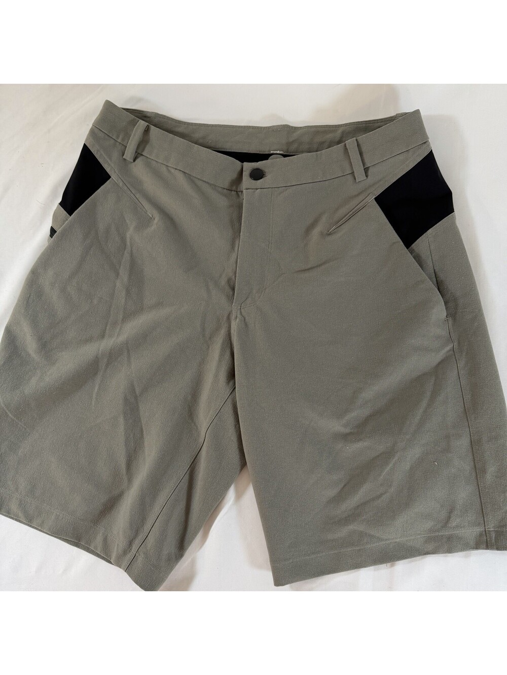 Lululemon Men's Athletic Shorts - Olive Green with Black Accents